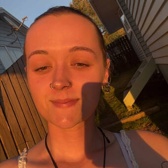 The avatar of Nicole