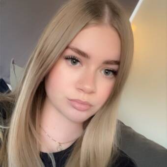 The avatar of Chloe