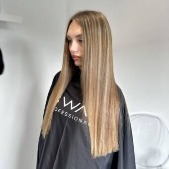 Holly Hair Extension Specialist