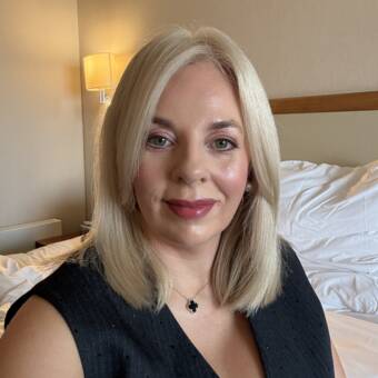 Angela Greene Skin Expert