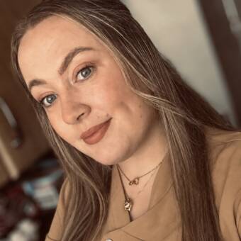 Chloe Kenyon
