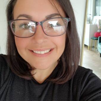 The avatar of Lyndsay