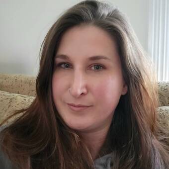 The avatar of Chair 7) Kelly