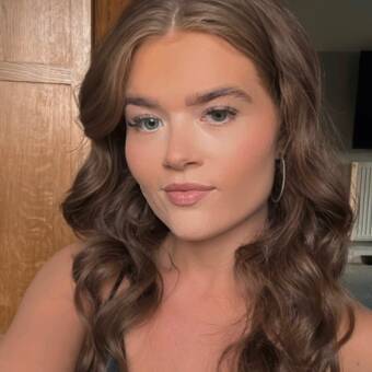 Henkilön Charlie avatar