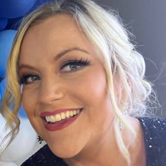 The avatar of Louise