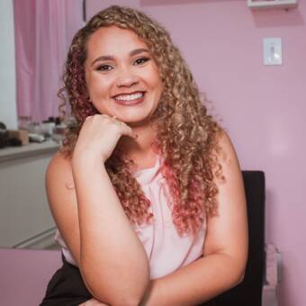 The avatar of Vivian