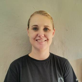 الصورة الرمزية لـ Eloise