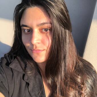 The avatar of Eduarda