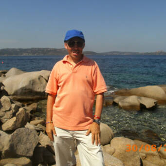 الصورة الرمزية لـ Albino