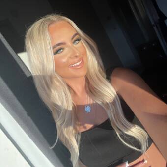 Henkilön Charli avatar