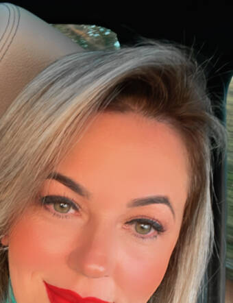 The avatar of Luciana