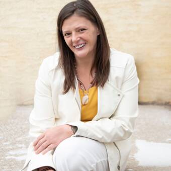 Kimberly Regier