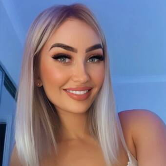 The avatar of Hayley