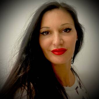 次のアバター： Beauty Hour by V