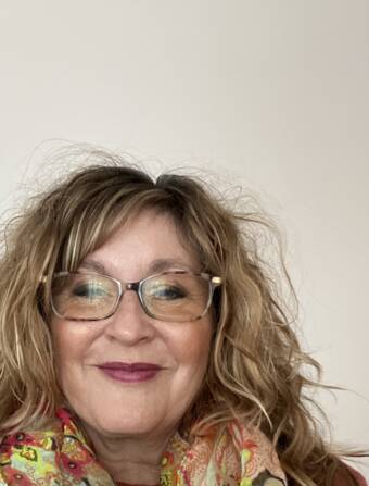The avatar of Lynne