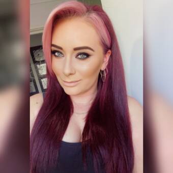 The avatar of Ashley