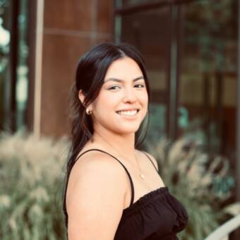 The avatar of Crystal