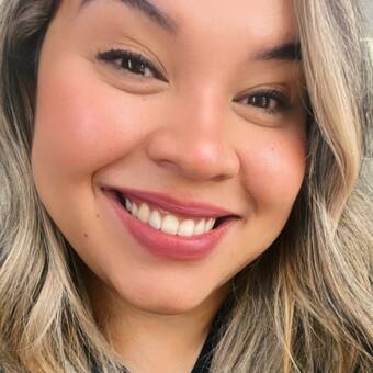 Henkilön Claudia avatar