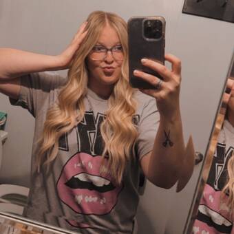 次のアバター： Ashlee