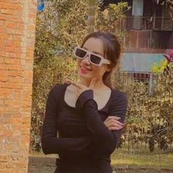 The avatar of Angela