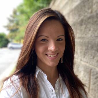 次のアバター： Caroline