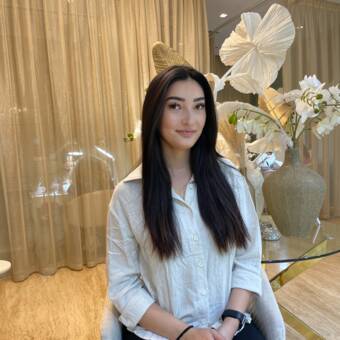 Zuhra- Russian- English Speaker