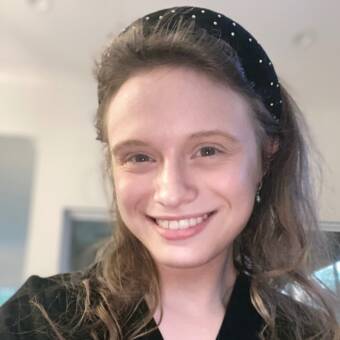 The avatar of Lydia (FEMALE)