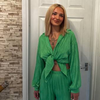 The avatar of Maddie