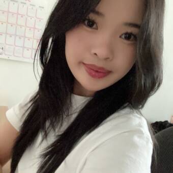 The avatar of Helena