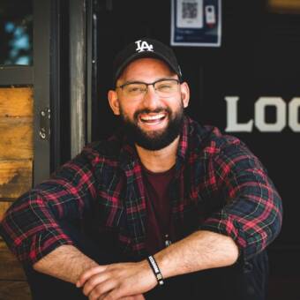 The avatar of Daniel