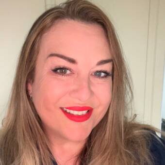 The avatar of Caroline