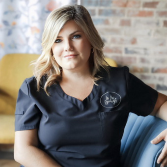 The avatar of Amanda