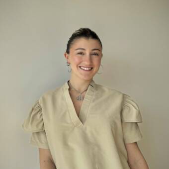 The avatar of Martina