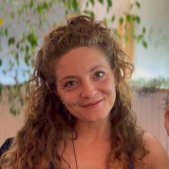 The avatar of Olivia