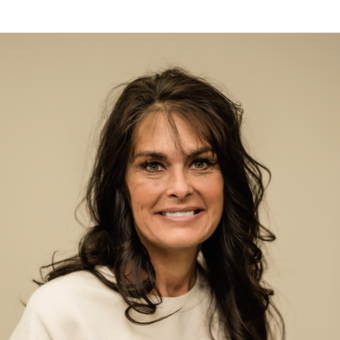 次のアバター： Amy 