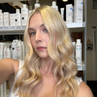 The avatar of Caroline