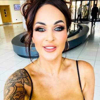 อวตารของ Hollie