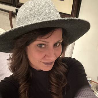 The avatar of Danielle (Dani)