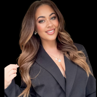 الصورة الرمزية لـ Nicole