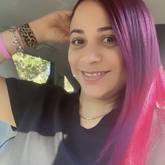 The avatar of Yaniza