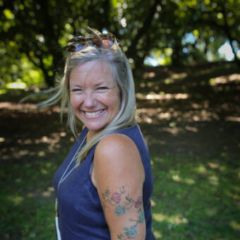 次のアバター： Claudia