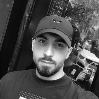 The avatar of Robert