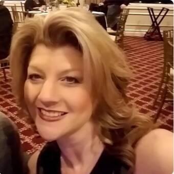 The avatar of Charlene