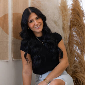 次のアバター： Sophia