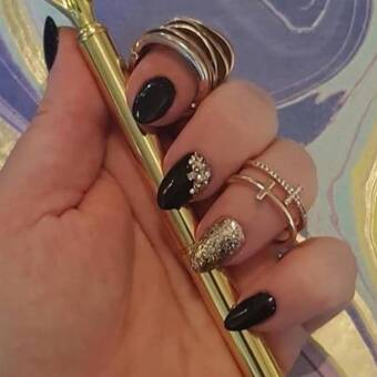 的化身 Nails On Point