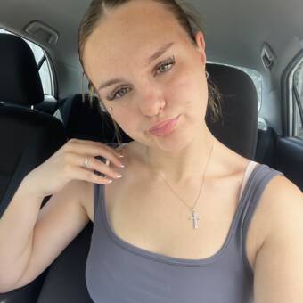 The avatar of Mikayla